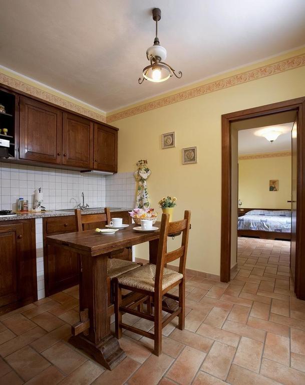 Casale Favilluta Casa de hóspedes Petrignano Quarto foto
