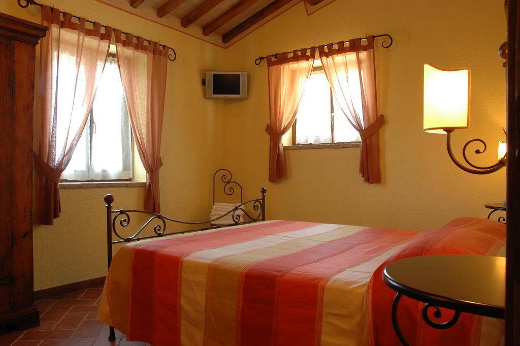 Casale Favilluta Casa de hóspedes Petrignano Quarto foto